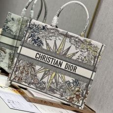 Christian Dior Shopping Bags